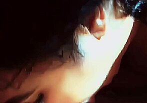 Travesti Gostosa felébred szarul és leszopja a barátja farkát reggel