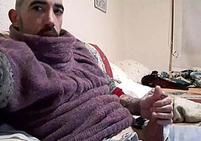 Melvincoficial Pamer Pollon Masif di Sesi Masturbasi Solo Energi Mentah