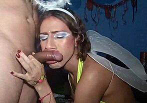 Actualización Realfemboy 40 muestra acción amateur de ladyboy travesti