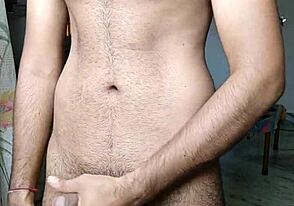 อ๊ะ ฉันแค่หนุ่มอินเดียขนเยอะเสียวตัวเองในห้องโรงแรม