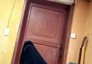 เริ่มปีใหม่ด้วยการถูควยโซโลอร่อย