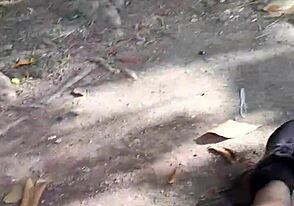 Човече, този порнозвезда показва огромния си кур нереално! 😲