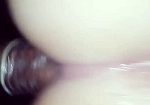 يا رجل، كيف شقني هذا الزب العملاق؟