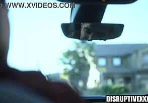 לא מאמין שהנהג אובר שלי קדח אותי אחרי איסוף